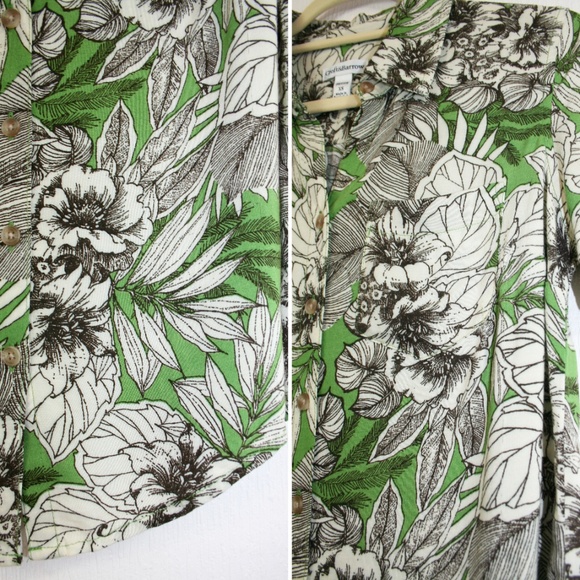 Tropical Floral Print Button Up Tee - Picture 3 of 8